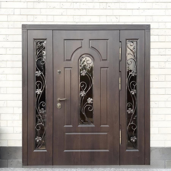 Входная группа с ковкой